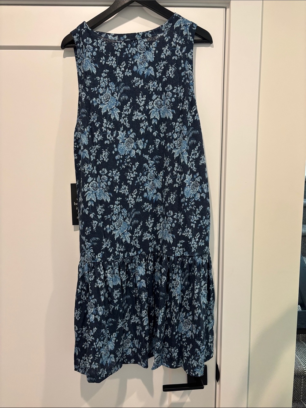 Tuckernuck Navy and Light Blue Floral Dress - Picture 4 of 6